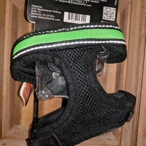 Dog harness led solar includes usb for charging